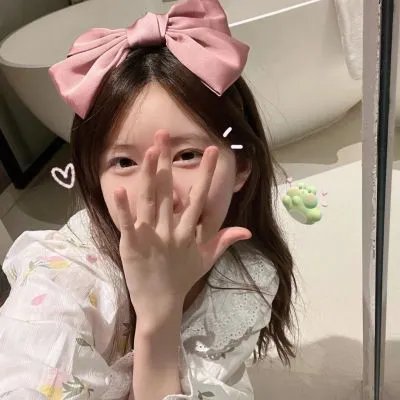 飘动的红丝带